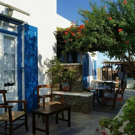 Fassolou Aparthotel