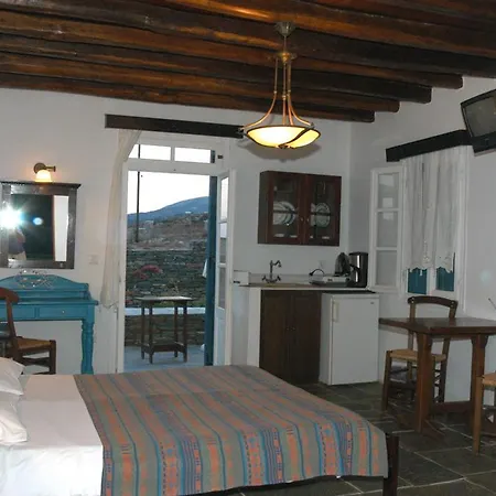 Fassolou アパートホテル 2*